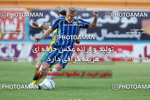 1190847, Tehran, [*parameter:4*], لیگ برتر فوتبال ایران، Persian Gulf Cup، Week 32، Second Leg، Rah Ahan 1 v 0 Naft Tehran on 2011/04/29 at Ekbatan Stadium
