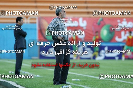 1190816, Tehran, [*parameter:4*], لیگ برتر فوتبال ایران، Persian Gulf Cup، Week 32، Second Leg، Rah Ahan 1 v 0 Naft Tehran on 2011/04/29 at Ekbatan Stadium