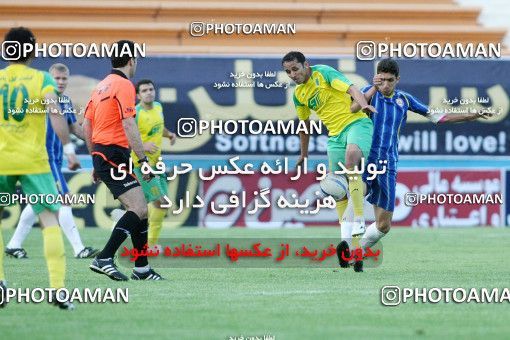 1190839, Tehran, [*parameter:4*], لیگ برتر فوتبال ایران، Persian Gulf Cup، Week 32، Second Leg، Rah Ahan 1 v 0 Naft Tehran on 2011/04/29 at Ekbatan Stadium