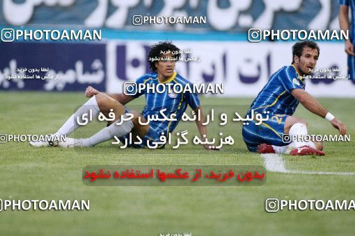 1190817, Tehran, [*parameter:4*], لیگ برتر فوتبال ایران، Persian Gulf Cup، Week 32، Second Leg، Rah Ahan 1 v 0 Naft Tehran on 2011/04/29 at Ekbatan Stadium