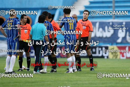 1190810, Tehran, [*parameter:4*], لیگ برتر فوتبال ایران، Persian Gulf Cup، Week 32، Second Leg، Rah Ahan 1 v 0 Naft Tehran on 2011/04/29 at Ekbatan Stadium