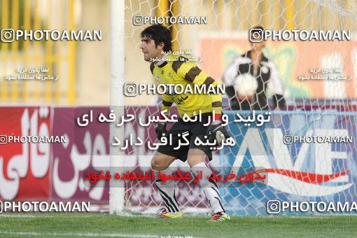 1192820, Karaj, [*parameter:4*], Iran Pro League، Persian Gulf Cup، 2010-11 season، Second Leg، Week 32، Saipa ۱ v ۱ Paykan on 2011/04/29 at Enghelab Stadium