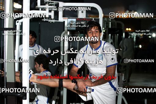 1193254, Tehran, , Esteghlal Football Team Testing the physicsl readiness of the players on 2011/05/06 at Sanaye Defa Stadium