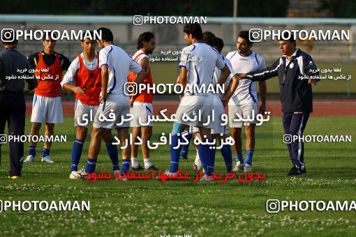 1193616, Tehran, , Esteghlal Football Team Training Session on 2011/05/09 at Sanaye Defa Stadium