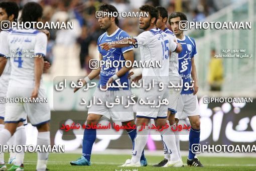 1194132, Tehran, Iran, لیگ برتر فوتبال ایران، Persian Gulf Cup، Week 33، Second Leg، Esteghlal 2 v 0 Malvan Bandar Anzali on 2011/05/15 at Azadi Stadium