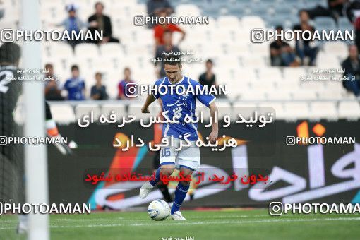 1194245, Tehran, Iran, لیگ برتر فوتبال ایران، Persian Gulf Cup، Week 33، Second Leg، Esteghlal 2 v 0 Malvan Bandar Anzali on 2011/05/15 at Azadi Stadium