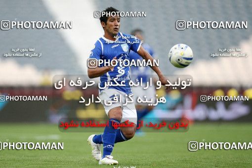 1194154, Tehran, Iran, Iran Pro League، Persian Gulf Cup، 2010-11 season، Second Leg، Week 33، Esteghlal 2 v ۰ Malvan Bandar Anzali on 2011/05/15 at Azadi Stadium