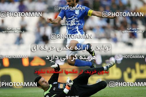 1194103, Tehran, Iran, لیگ برتر فوتبال ایران، Persian Gulf Cup، Week 33، Second Leg، Esteghlal 2 v 0 Malvan Bandar Anzali on 2011/05/15 at Azadi Stadium
