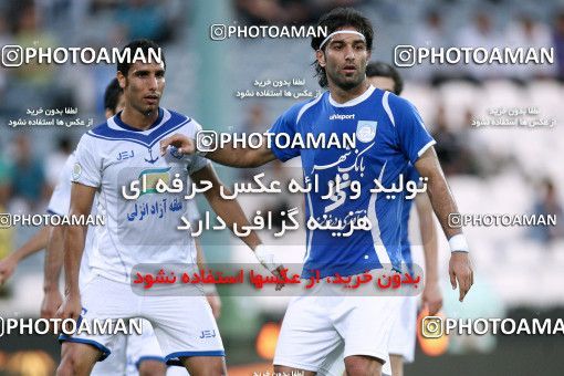 1194205, Tehran, Iran, لیگ برتر فوتبال ایران، Persian Gulf Cup، Week 33، Second Leg، Esteghlal 2 v 0 Malvan Bandar Anzali on 2011/05/15 at Azadi Stadium
