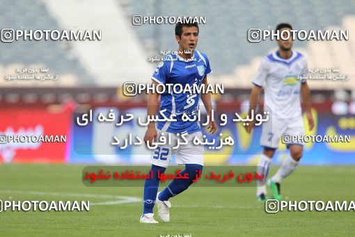 1194498, Tehran, Iran, Iran Pro League، Persian Gulf Cup، 2010-11 season، Second Leg، Week 33، Esteghlal 2 v ۰ Malvan Bandar Anzali on 2011/05/15 at Azadi Stadium