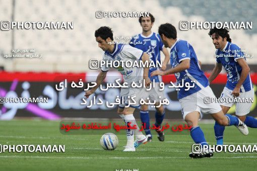 1194471, Tehran, Iran, لیگ برتر فوتبال ایران، Persian Gulf Cup، Week 33، Second Leg، Esteghlal 2 v 0 Malvan Bandar Anzali on 2011/05/15 at Azadi Stadium