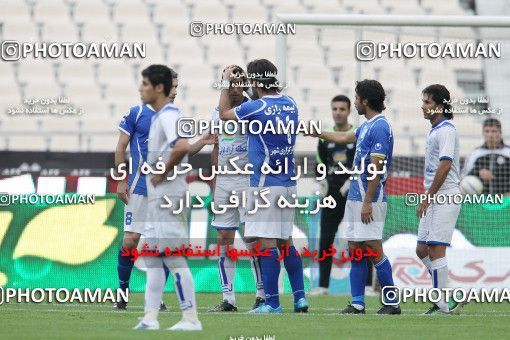 1194434, Tehran, Iran, لیگ برتر فوتبال ایران، Persian Gulf Cup، Week 33، Second Leg، Esteghlal 2 v 0 Malvan Bandar Anzali on 2011/05/15 at Azadi Stadium