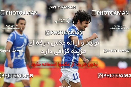 1194331, Tehran, Iran, لیگ برتر فوتبال ایران، Persian Gulf Cup، Week 33، Second Leg، Esteghlal 2 v 0 Malvan Bandar Anzali on 2011/05/15 at Azadi Stadium