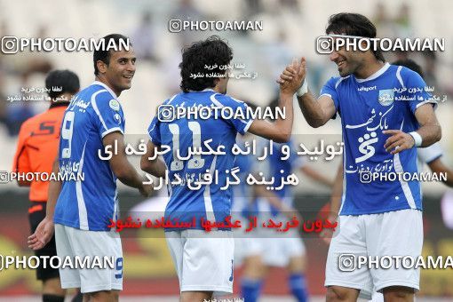 1194573, Tehran, Iran, لیگ برتر فوتبال ایران، Persian Gulf Cup، Week 33، Second Leg، Esteghlal 2 v 0 Malvan Bandar Anzali on 2011/05/15 at Azadi Stadium