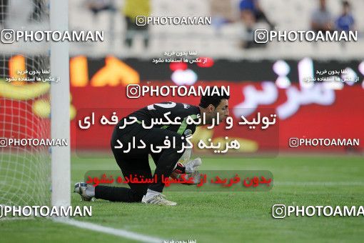 1194589, Tehran, Iran, لیگ برتر فوتبال ایران، Persian Gulf Cup، Week 33، Second Leg، Esteghlal 2 v 0 Malvan Bandar Anzali on 2011/05/15 at Azadi Stadium