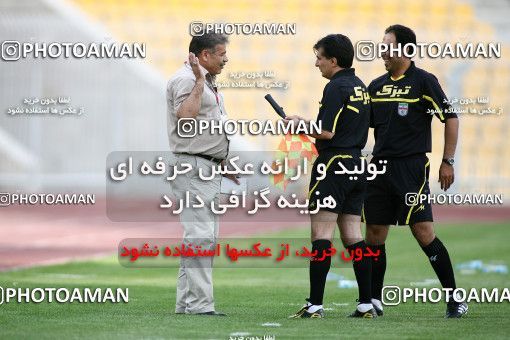 1196603, Tehran, [*parameter:4*], لیگ برتر فوتبال ایران، Persian Gulf Cup، Week 33، Second Leg، Naft Tehran 1 v 2 Zob Ahan Esfahan on 2011/05/15 at Takhti Stadium