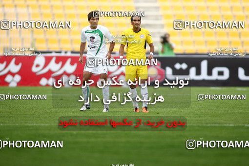 1196502, Tehran, [*parameter:4*], لیگ برتر فوتبال ایران، Persian Gulf Cup، Week 33، Second Leg، Naft Tehran 1 v 2 Zob Ahan Esfahan on 2011/05/15 at Takhti Stadium