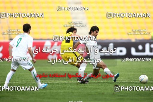 1196567, Tehran, [*parameter:4*], لیگ برتر فوتبال ایران، Persian Gulf Cup، Week 33، Second Leg، Naft Tehran 1 v 2 Zob Ahan Esfahan on 2011/05/15 at Takhti Stadium