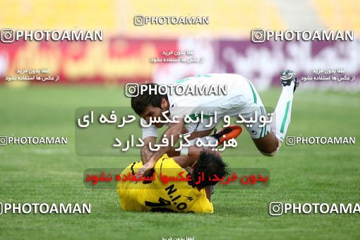 1196596, Tehran, [*parameter:4*], لیگ برتر فوتبال ایران، Persian Gulf Cup، Week 33، Second Leg، Naft Tehran 1 v 2 Zob Ahan Esfahan on 2011/05/15 at Takhti Stadium