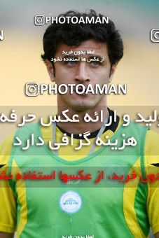 1196544, Tehran, [*parameter:4*], لیگ برتر فوتبال ایران، Persian Gulf Cup، Week 33، Second Leg، Naft Tehran 1 v 2 Zob Ahan Esfahan on 2011/05/15 at Takhti Stadium