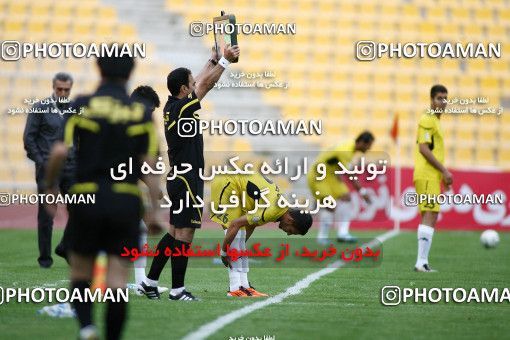 1196477, Tehran, [*parameter:4*], لیگ برتر فوتبال ایران، Persian Gulf Cup، Week 33، Second Leg، Naft Tehran 1 v 2 Zob Ahan Esfahan on 2011/05/15 at Takhti Stadium