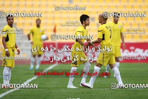 1196665, Tehran, [*parameter:4*], لیگ برتر فوتبال ایران، Persian Gulf Cup، Week 33، Second Leg، Naft Tehran 1 v 2 Zob Ahan Esfahan on 2011/05/15 at Takhti Stadium