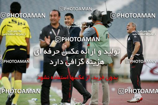 1195928, Tehran, [*parameter:4*], لیگ برتر فوتبال ایران، Persian Gulf Cup، Week 34، Second Leg، Persepolis 5 v 1 Paykan on 2011/05/20 at Azadi Stadium