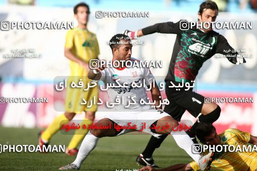 1196221, Tehran, [*parameter:4*], لیگ برتر فوتبال ایران، Persian Gulf Cup، Week 34، Second Leg، Rah Ahan 2 v 2 Mes Kerman on 2011/05/20 at Ekbatan Stadium