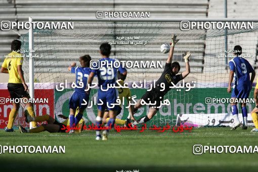 1205282, Tehran, Iran, لیگ برتر فوتبال ایران، Persian Gulf Cup، Week 10، First Leg، Esteghlal 5 v 2 Fajr-e Sepasi Shiraz on 2008/10/07 at Azadi Stadium