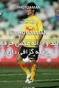 1205487, Tehran, Iran, لیگ برتر فوتبال ایران، Persian Gulf Cup، Week 10، First Leg، Esteghlal 5 v 2 Fajr-e Sepasi Shiraz on 2008/10/07 at Azadi Stadium