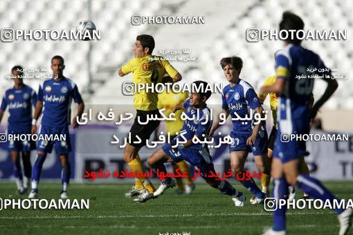 1205427, Tehran, Iran, لیگ برتر فوتبال ایران، Persian Gulf Cup، Week 10، First Leg، Esteghlal 5 v 2 Fajr-e Sepasi Shiraz on 2008/10/07 at Azadi Stadium