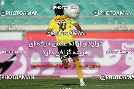 1205312, Tehran, Iran, Iran Pro League، Persian Gulf Cup، 2008-09 season، First Leg، Week 10، Esteghlal 5 v 2 Fajr-e Sepasi Shiraz on 2008/10/07 at Azadi Stadium