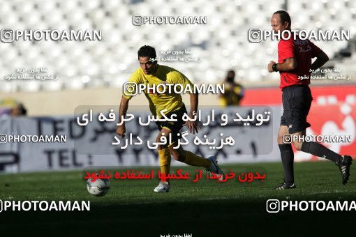 1205552, Tehran, Iran, لیگ برتر فوتبال ایران، Persian Gulf Cup، Week 10، First Leg، Esteghlal 5 v 2 Fajr-e Sepasi Shiraz on 2008/10/07 at Azadi Stadium