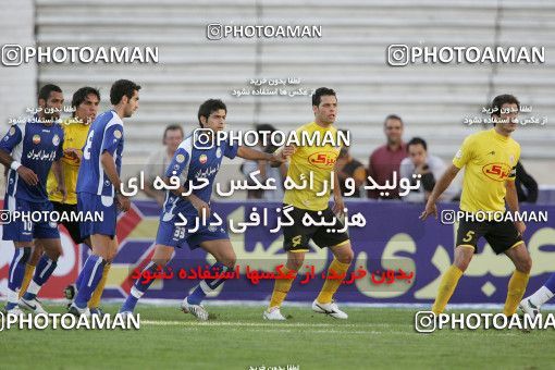 1205584, Tehran, Iran, لیگ برتر فوتبال ایران، Persian Gulf Cup، Week 10، First Leg، Esteghlal 5 v 2 Fajr-e Sepasi Shiraz on 2008/10/07 at Azadi Stadium