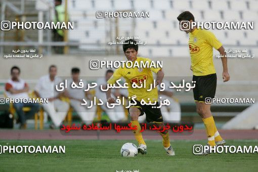 1205536, Tehran, Iran, لیگ برتر فوتبال ایران، Persian Gulf Cup، Week 10، First Leg، Esteghlal 5 v 2 Fajr-e Sepasi Shiraz on 2008/10/07 at Azadi Stadium