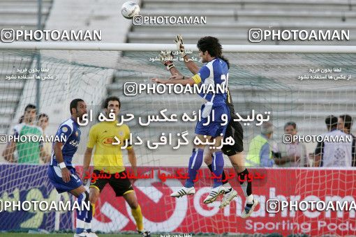 1205609, Tehran, Iran, لیگ برتر فوتبال ایران، Persian Gulf Cup، Week 10، First Leg، Esteghlal 5 v 2 Fajr-e Sepasi Shiraz on 2008/10/07 at Azadi Stadium