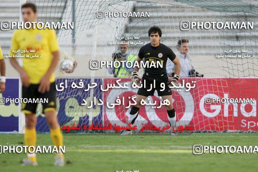 1205400, Tehran, Iran, لیگ برتر فوتبال ایران، Persian Gulf Cup، Week 10، First Leg، Esteghlal 5 v 2 Fajr-e Sepasi Shiraz on 2008/10/07 at Azadi Stadium