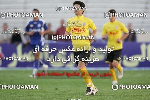 1205555, Tehran, Iran, لیگ برتر فوتبال ایران، Persian Gulf Cup، Week 10، First Leg، Esteghlal 5 v 2 Fajr-e Sepasi Shiraz on 2008/10/07 at Azadi Stadium
