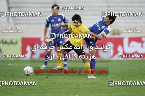 1205425, Tehran, Iran, لیگ برتر فوتبال ایران، Persian Gulf Cup، Week 10، First Leg، Esteghlal 5 v 2 Fajr-e Sepasi Shiraz on 2008/10/07 at Azadi Stadium