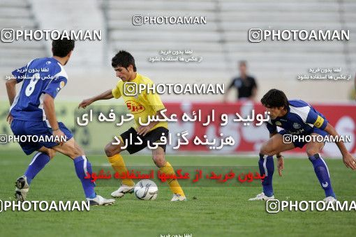 1205583, Tehran, Iran, لیگ برتر فوتبال ایران، Persian Gulf Cup، Week 10، First Leg، Esteghlal 5 v 2 Fajr-e Sepasi Shiraz on 2008/10/07 at Azadi Stadium