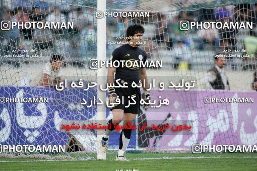1205384, Tehran, Iran, لیگ برتر فوتبال ایران، Persian Gulf Cup، Week 10، First Leg، Esteghlal 5 v 2 Fajr-e Sepasi Shiraz on 2008/10/07 at Azadi Stadium