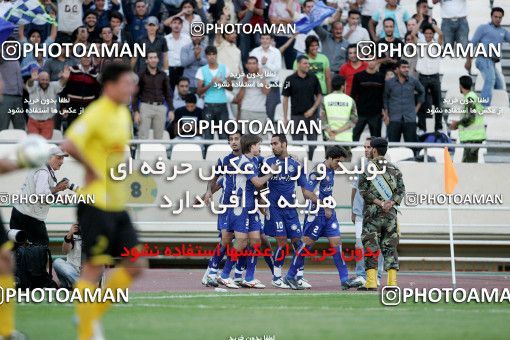 1205578, Tehran, Iran, لیگ برتر فوتبال ایران، Persian Gulf Cup، Week 10، First Leg، Esteghlal 5 v 2 Fajr-e Sepasi Shiraz on 2008/10/07 at Azadi Stadium