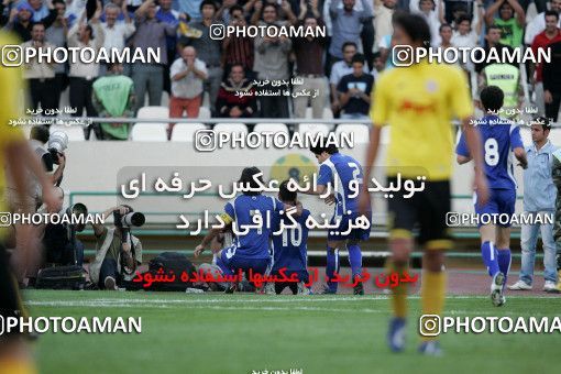 1205381, Tehran, Iran, لیگ برتر فوتبال ایران، Persian Gulf Cup، Week 10، First Leg، Esteghlal 5 v 2 Fajr-e Sepasi Shiraz on 2008/10/07 at Azadi Stadium
