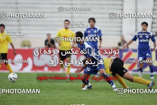 1205380, Tehran, Iran, لیگ برتر فوتبال ایران، Persian Gulf Cup، Week 10، First Leg، Esteghlal 5 v 2 Fajr-e Sepasi Shiraz on 2008/10/07 at Azadi Stadium