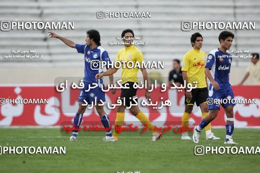 1205576, Tehran, Iran, لیگ برتر فوتبال ایران، Persian Gulf Cup، Week 10، First Leg، Esteghlal 5 v 2 Fajr-e Sepasi Shiraz on 2008/10/07 at Azadi Stadium
