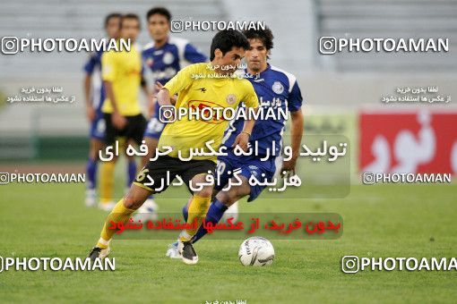 1205397, Tehran, Iran, لیگ برتر فوتبال ایران، Persian Gulf Cup، Week 10، First Leg، Esteghlal 5 v 2 Fajr-e Sepasi Shiraz on 2008/10/07 at Azadi Stadium