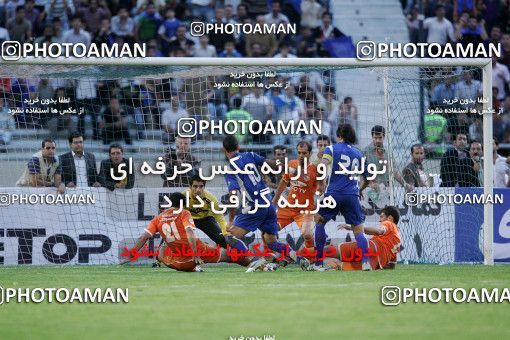 1205024, Tehran, Iran, لیگ برتر فوتبال ایران، Persian Gulf Cup، Week 5، First Leg، Esteghlal 1 v 1 Bargh Shiraz on 2008/10/17 at Azadi Stadium