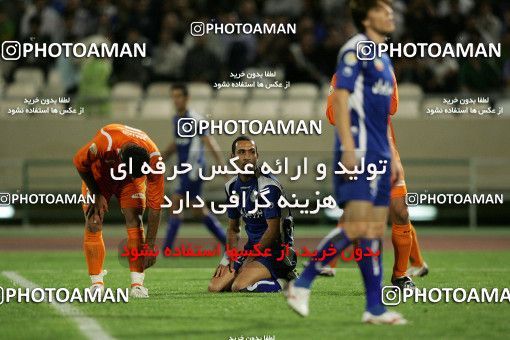 1205250, Tehran, Iran, لیگ برتر فوتبال ایران، Persian Gulf Cup، Week 5، First Leg، Esteghlal 1 v 1 Bargh Shiraz on 2008/10/17 at Azadi Stadium