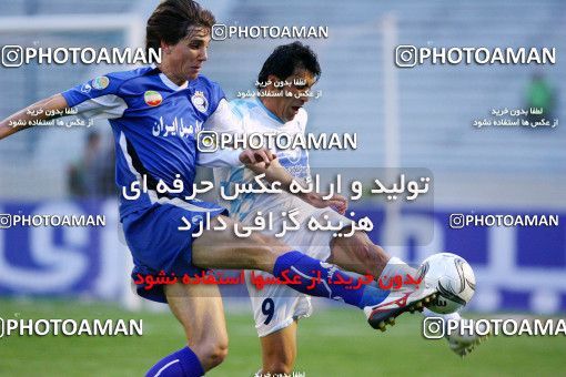 1212008, Tehran, Iran, لیگ برتر فوتبال ایران، Persian Gulf Cup، Week 12، First Leg، Esteghlal 3 v 2 Paykan on 2008/10/27 at Azadi Stadium
