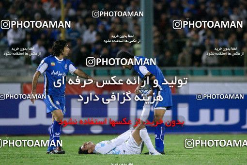 1211978, لیگ برتر فوتبال ایران، Persian Gulf Cup، Week 12، First Leg، 2008/10/27، Tehran، Azadi Stadium، Esteghlal 3 - 2 Paykan